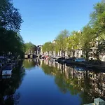 B&B Singel Suites